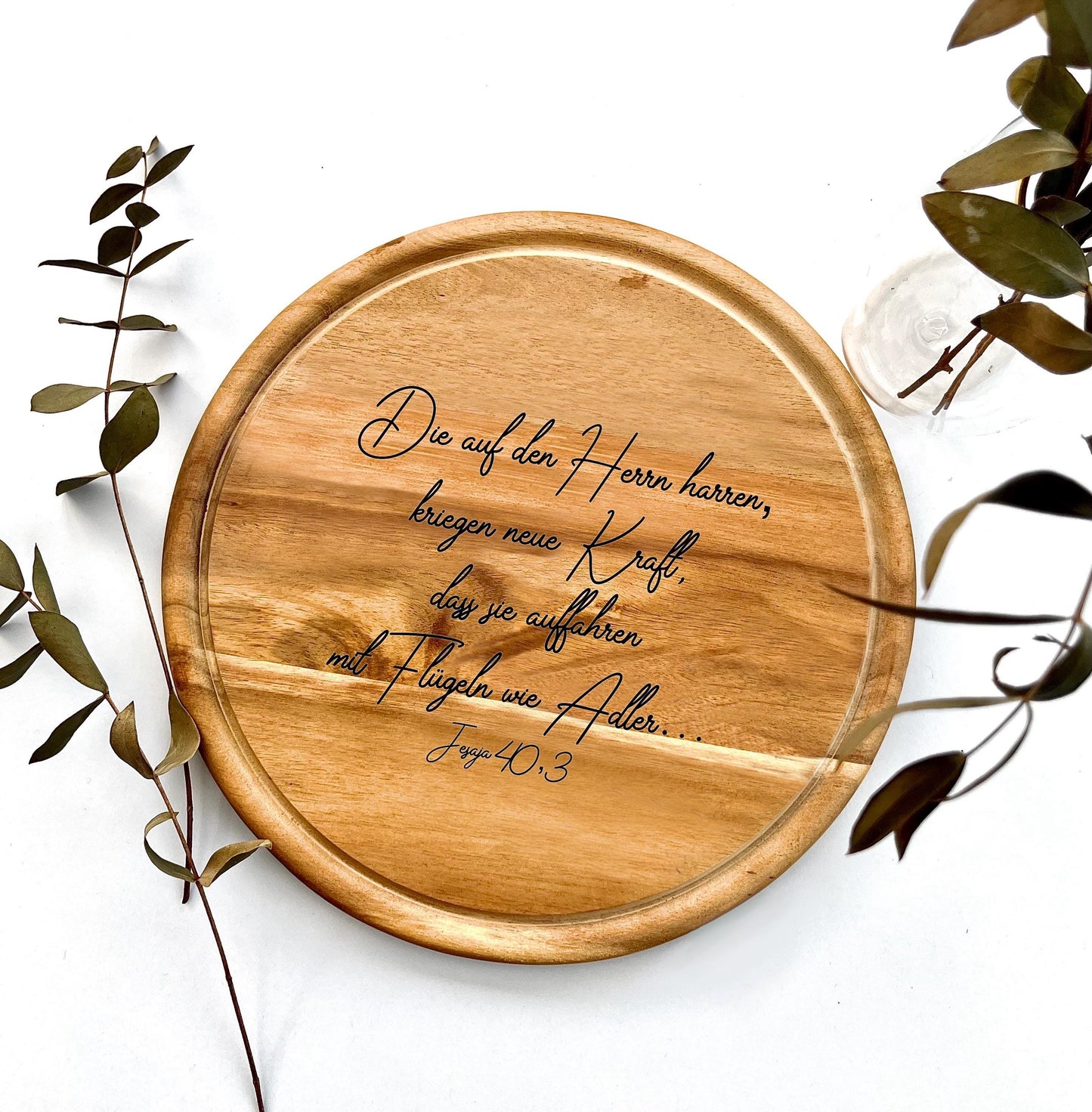 Schneidebrett mit Bibelvers, „Die auf den Herrn harren“, Christliches Holz Schneidebrett mit Gravur Bibelvers Personalisiertes Geschenk zur