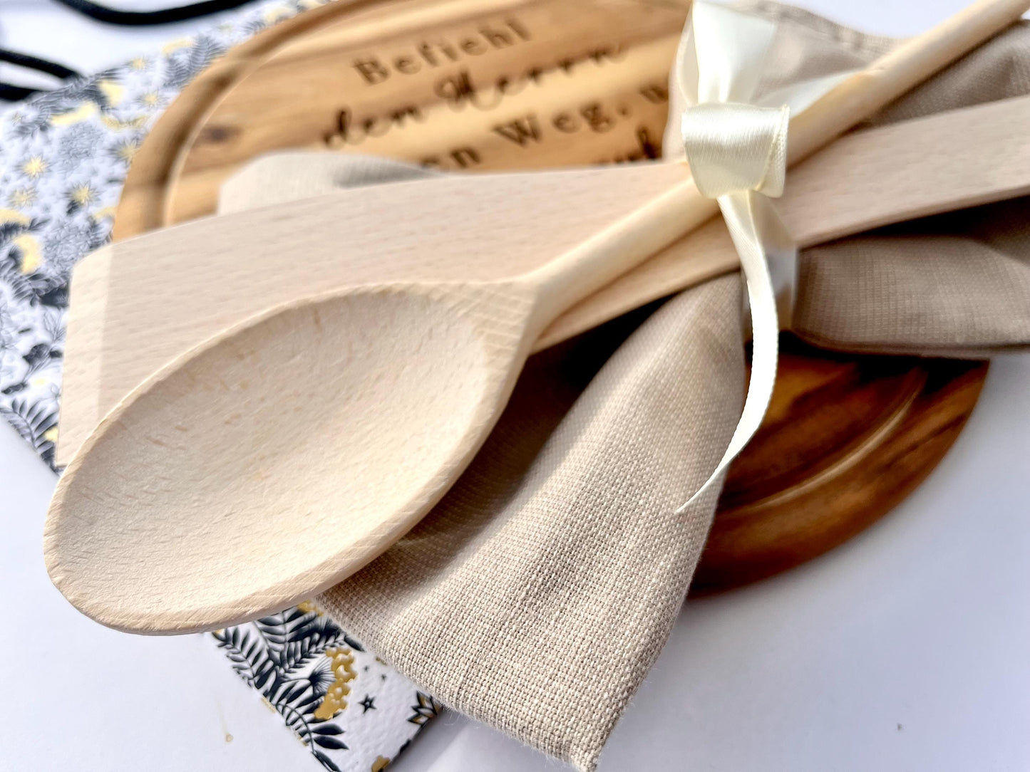 Christliches Weihnachtsgeschenk Set – Geschenkset für Frauen mit Bibelvers Schneidebrett graviert Mütter geschenk Set für Mama